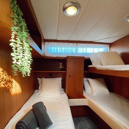 Hotel Malmo'S Yacht Valencia Exterior foto