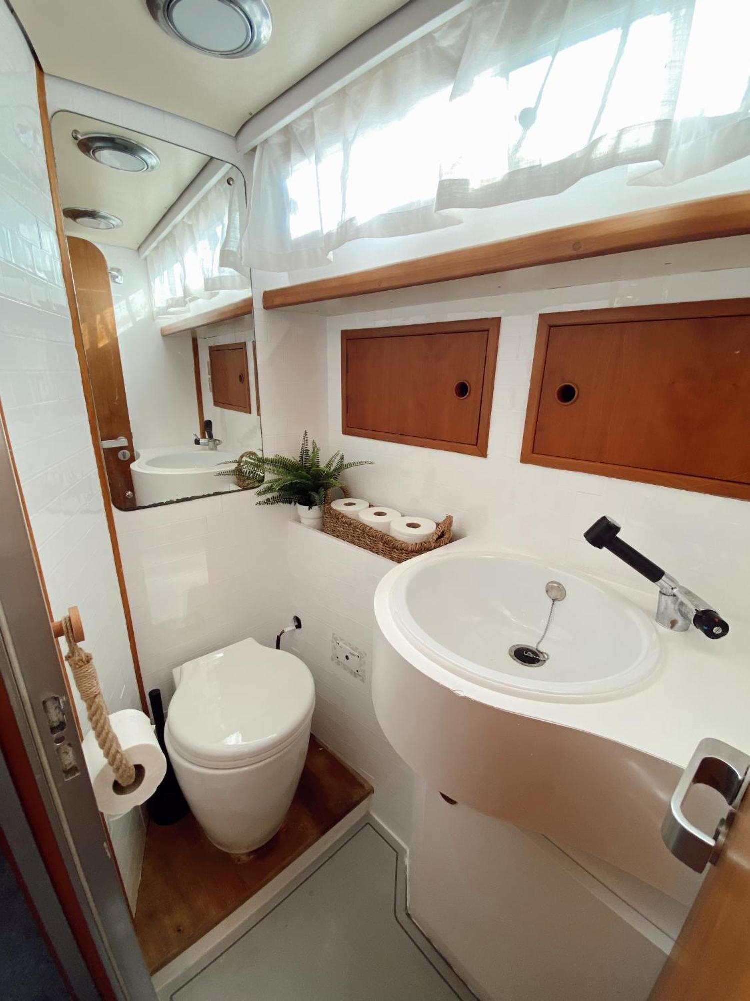 Hotel Malmo'S Yacht Valencia Exterior foto